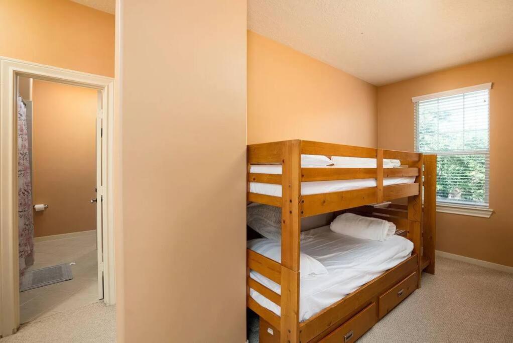 Bedroom With 3.5-bathroom Near Golf Course! * Cypress